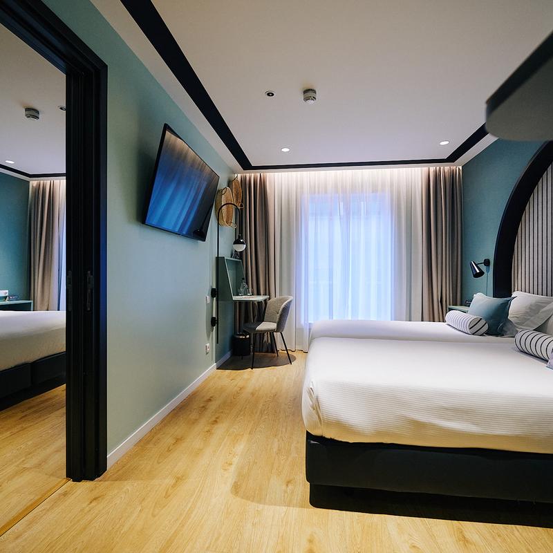 Connecting family room Vincci Bonjardim 4* Porto Connecting family room Vincci Bonjardim 4* Porto