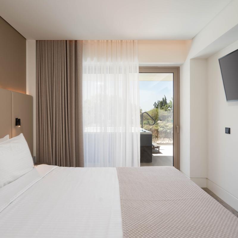 FAMILY SUITE WITH PANORAMIC SEA VIEWS Vincci EverEden 4* Anavyssos - Athens FAMILY SUITE WITH PANORAMIC SEA VIEWS Vincci EverEden 4* Anavyssos - Athens