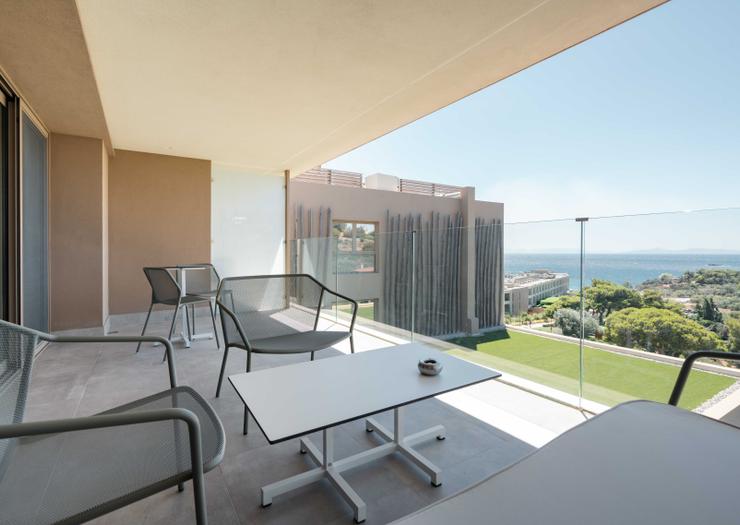 FAMILY SUITE WITH PANORAMIC SEA VIEWS Vincci EverEden 4* Anavyssos - Athens FAMILY SUITE WITH PANORAMIC SEA VIEWS Vincci EverEden 4* Anavyssos - Athens