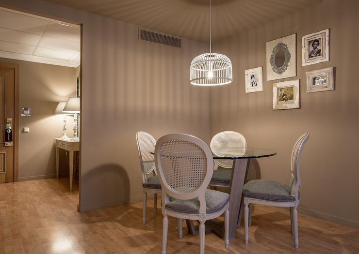 Quarto Suíte Júnior Hotel Vincci Lys 4* Valencia Quarto Suíte Júnior Hotel Vincci Lys 4* Valencia