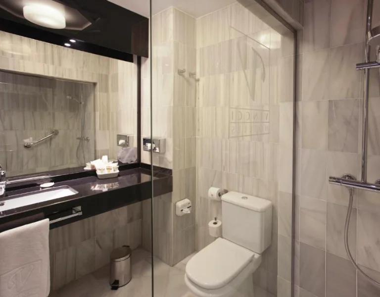 Quarto Duplo com Cama Extra Hotel Vincci Albayzín 4* Granada Quarto Duplo com Cama Extra Hotel Vincci Albayzín 4* Granada
