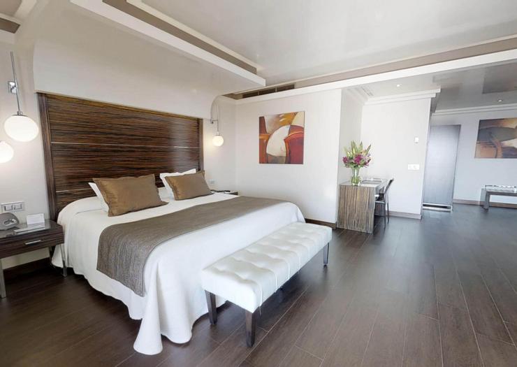Junior Suite Room Vincci Selección Aleysa 5* Málaga Junior Suite Room Vincci Selección Aleysa 5* Málaga