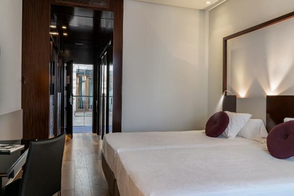 Premium Room Vincci Palace 4* Valencia Premium Room Vincci Palace 4* Valencia