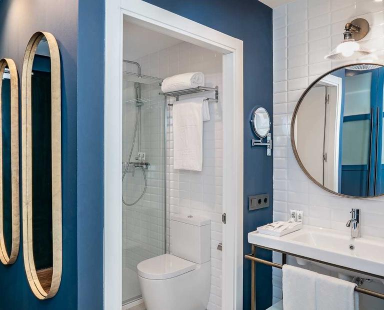 Quarto individual cama King Size Hotel Vincci Consulado de Bilbao 4* Quarto individual cama King Size Hotel Vincci Consulado de Bilbao 4*