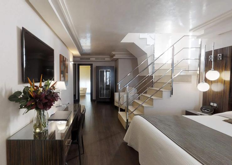 Suite Duplex Vincci Selección Aleysa 5* Málaga Suite Duplex Vincci Selección Aleysa 5* Málaga