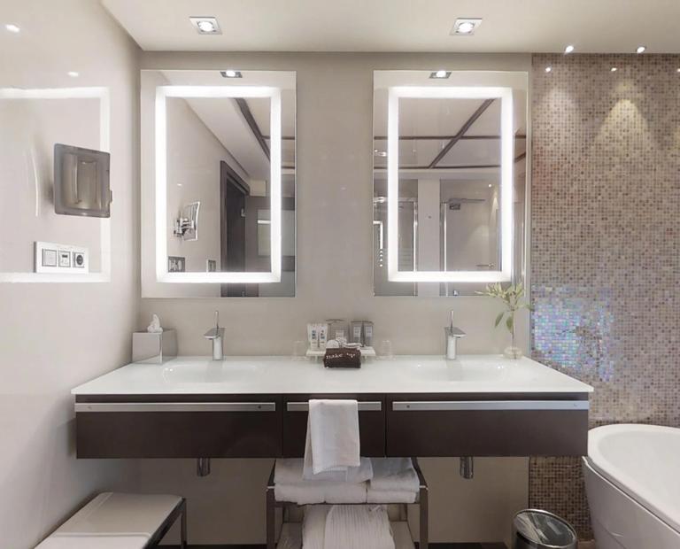 Suite mit Stadtblick Vincci Selección Aleysa 5* Málaga Suite mit Stadtblick Vincci Selección Aleysa 5* Málaga