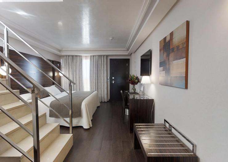 Suite Duplex Vincci Selección Aleysa 5* Málaga Suite Duplex Vincci Selección Aleysa 5* Málaga