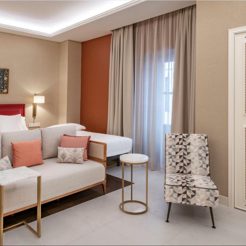 Triple Room Vincci Molviedro 4* Seville Triple Room Vincci Molviedro 4* Seville