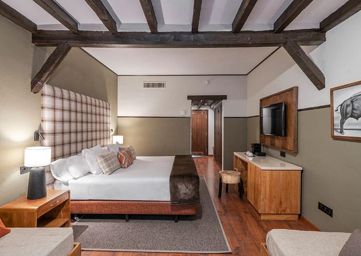 Camera Superior Vista Montagna Vincci Selección Rumaykiyya 5* Granada Camera Superior Vista Montagna Vincci Selección Rumaykiyya 5* Granada