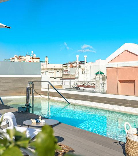 Piscina Vincci La Rábida 4* Sevilla Piscina Vincci La Rábida 4* Sevilla