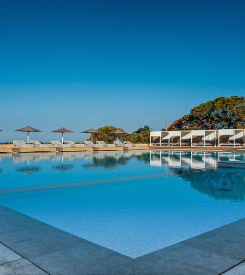 Piscina Hotel Vincci EverEden 4* Anavyssos - Atene Piscina Hotel Vincci EverEden 4* Anavyssos - Atene