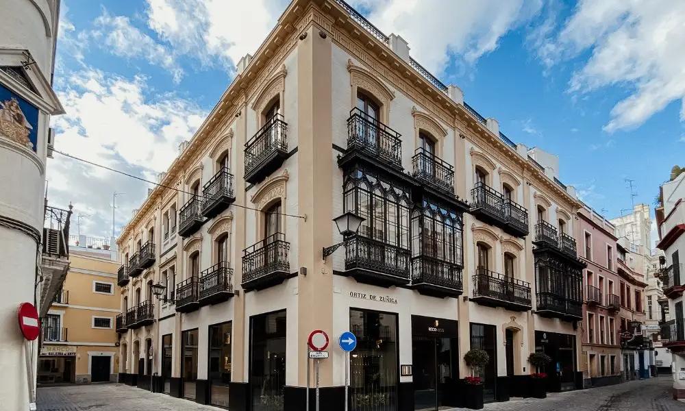 Fachada Vincci Selección Unuk 5* GL Sevilla Fachada Vincci Selección Unuk 5* GL Sevilla