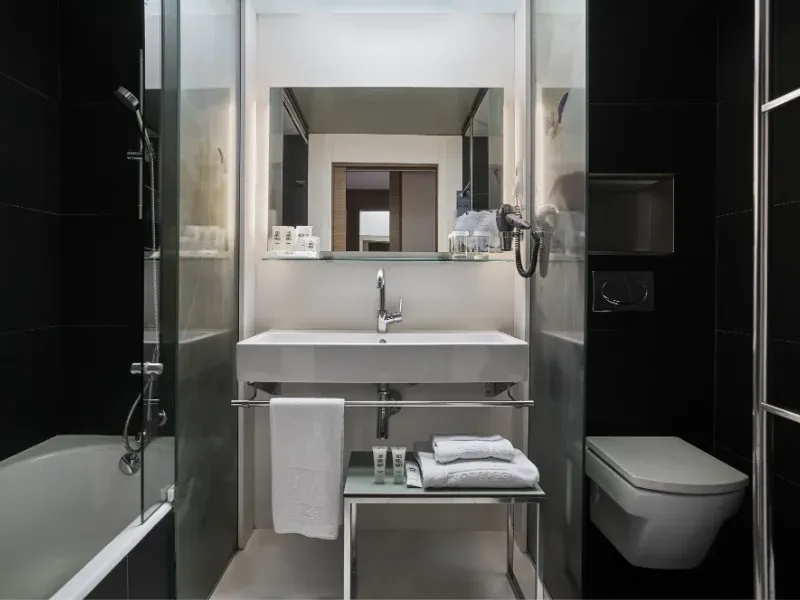 Bathroom Vincci Zaragoza Zentro 4* Bathroom Vincci Zaragoza Zentro 4*
