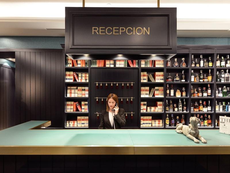 Recepção Hotel Vincci The Mint 4* Madrid Recepção Hotel Vincci The Mint 4* Madrid