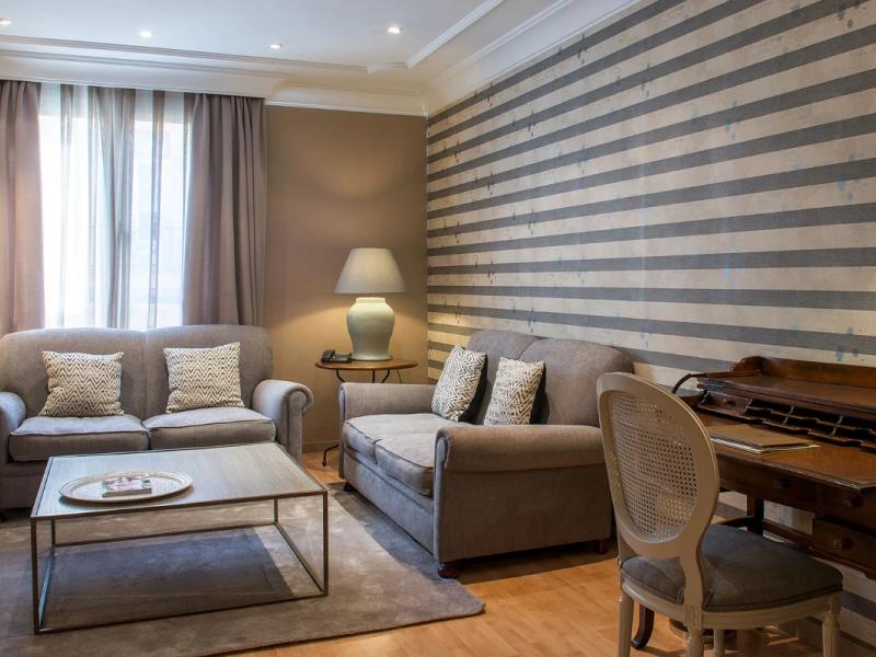 Suite junior Vincci Lys 4* Valencia Suite junior Vincci Lys 4* Valencia