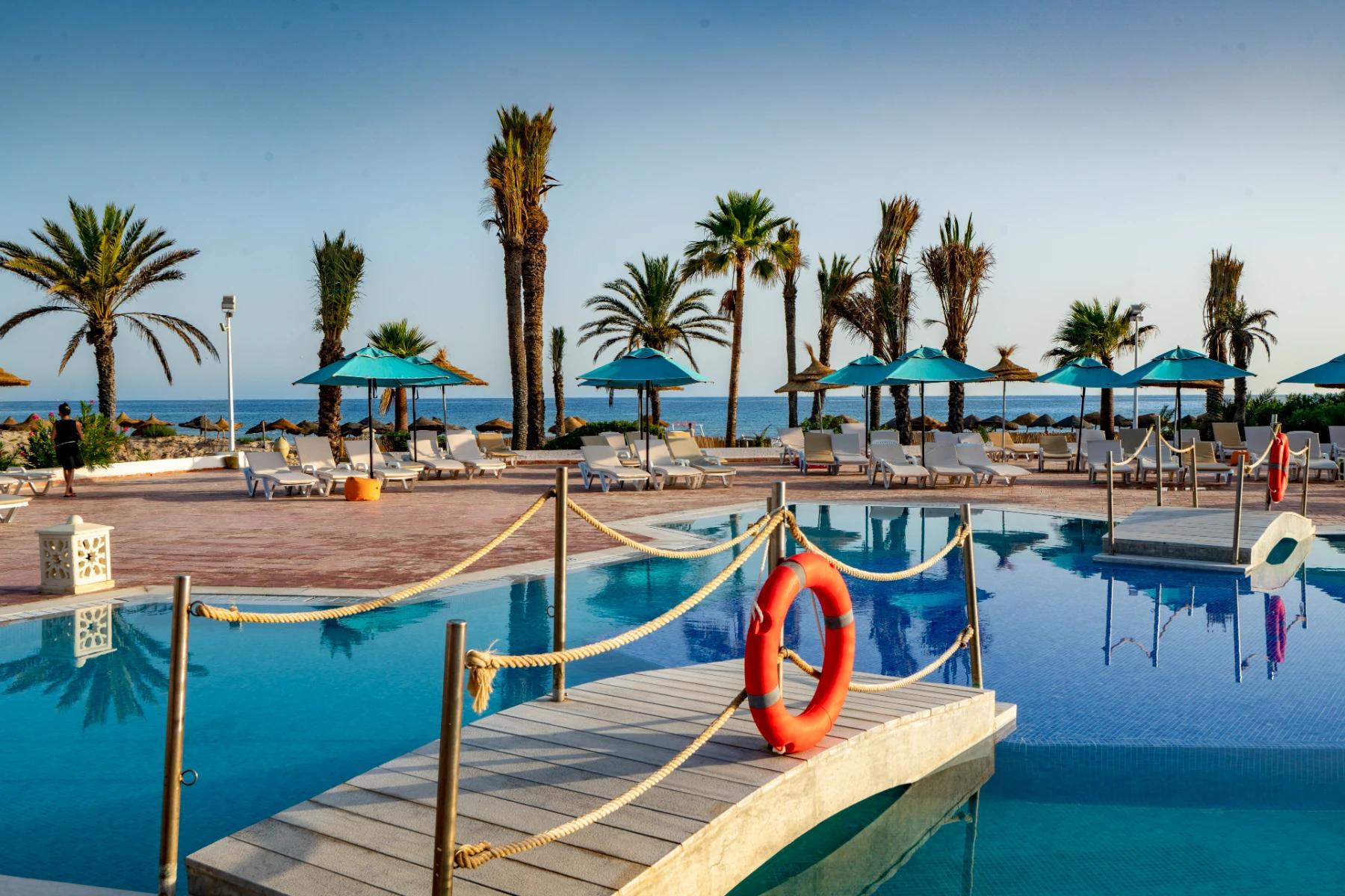 Piscina Vincci Helya Beach 4* Monastir Piscina Vincci Helya Beach 4* Monastir