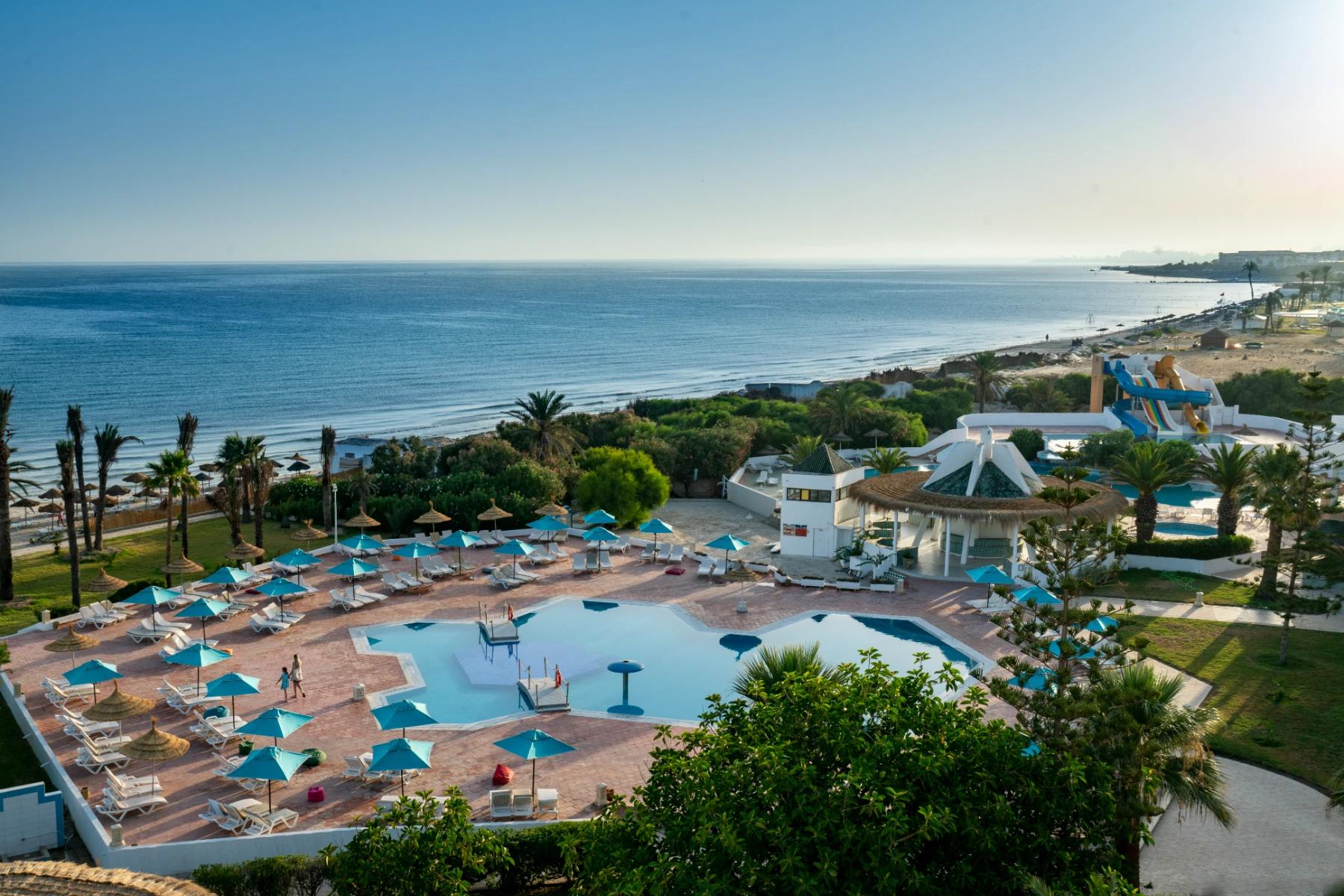 Piscina Vincci Helya Beach 4* Monastir Piscina Vincci Helya Beach 4* Monastir