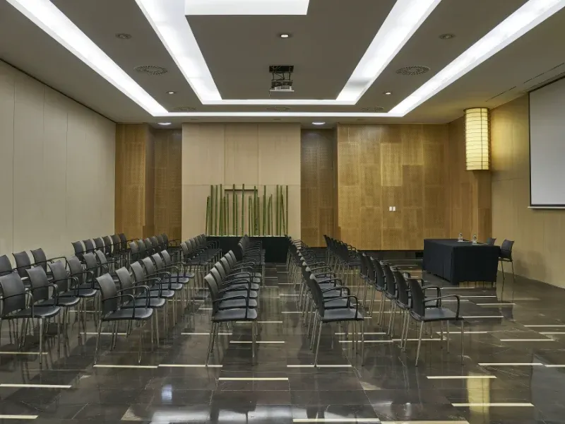 Meeting room Vincci Zaragoza Zentro 4* Meeting room Vincci Zaragoza Zentro 4*