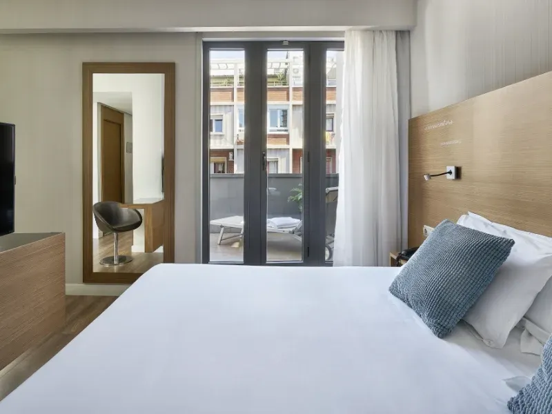 Superior rooms Vincci Zaragoza Zentro 4* Superior rooms Vincci Zaragoza Zentro 4*