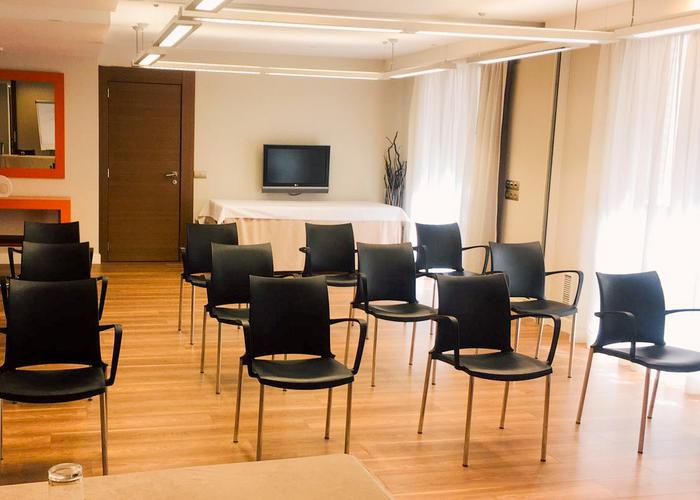 Salon 122+123 Vincci Zaragoza Zentro 4* Salon 122+123 Vincci Zaragoza Zentro 4*