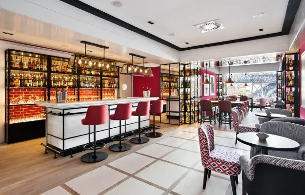 Adega Wine Bar Vincci Ponte de Ferro 4* Porto Adega Wine Bar Vincci Ponte de Ferro 4* Porto