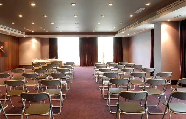 LA COLEGIATA Vincci Frontaura 4* Valladolid LA COLEGIATA Vincci Frontaura 4* Valladolid