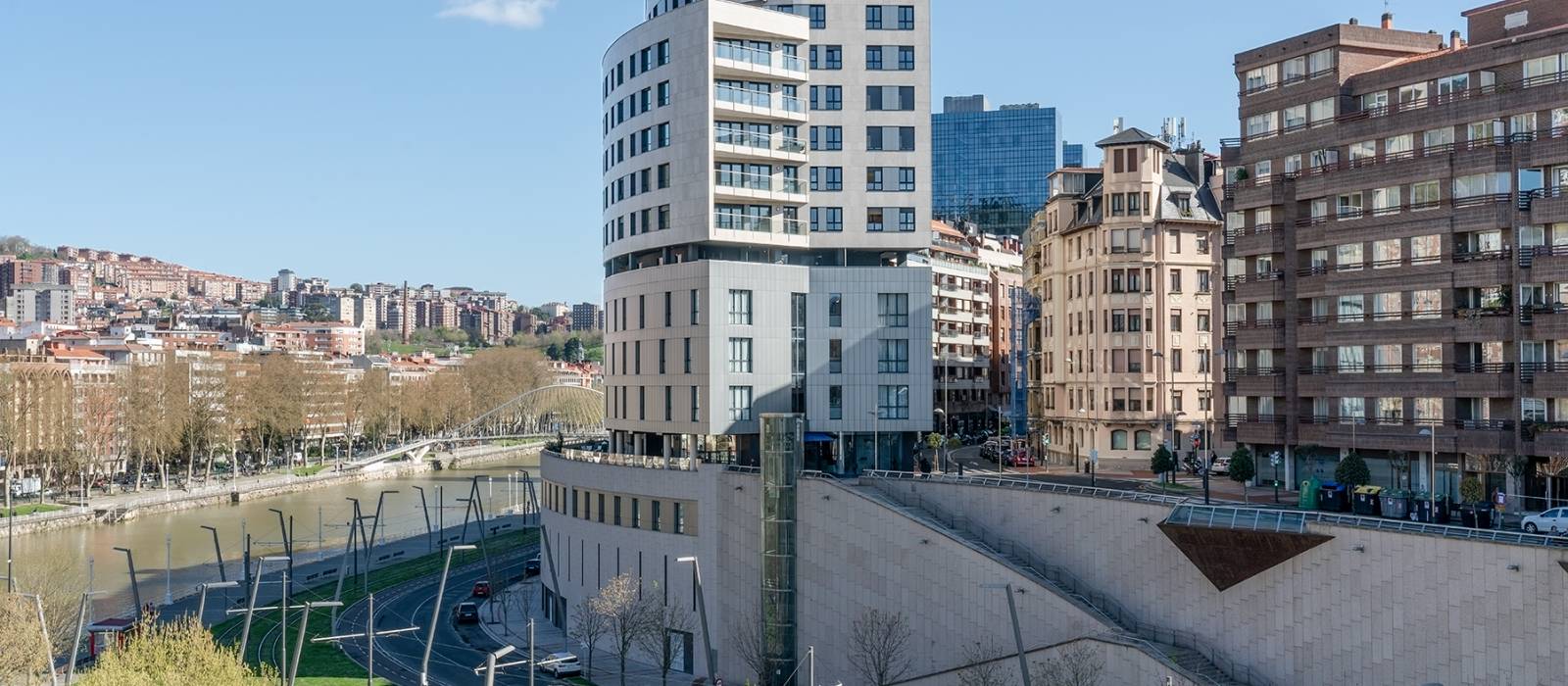 Hotel Vincci Consulado de Bilbao - Fachada 