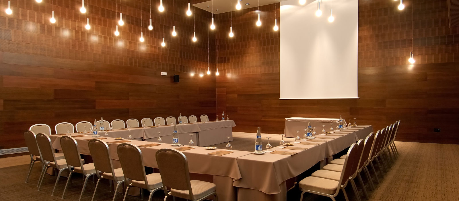 Groups and Conferences | Vincci Soho 4*