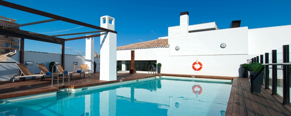 Services Hotel Málaga Posada del patio - Vincci Hotels - Plunge pool