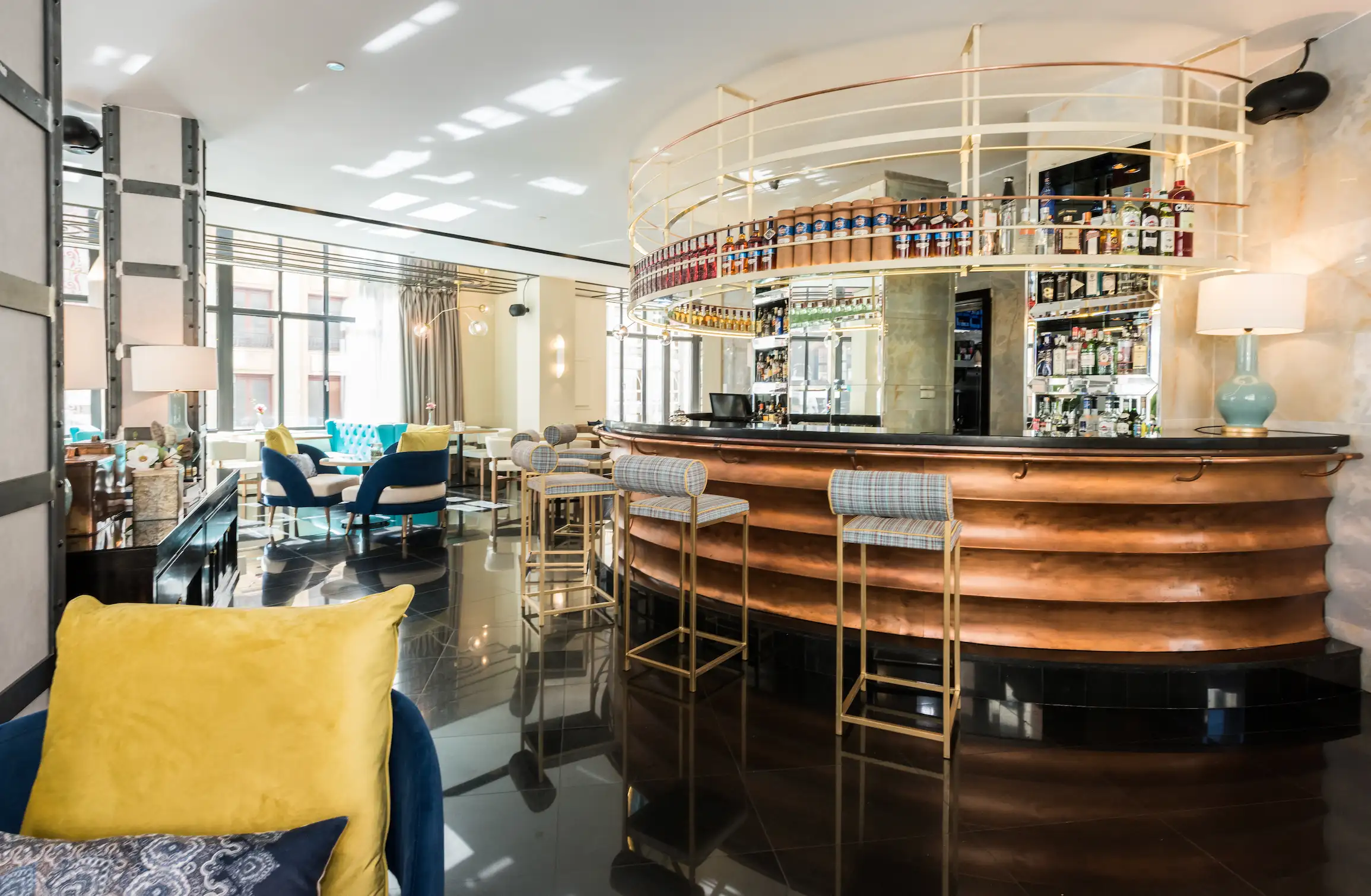 Bar at the Vincci Capitol 4* Hotel
