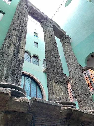 Temple d’August