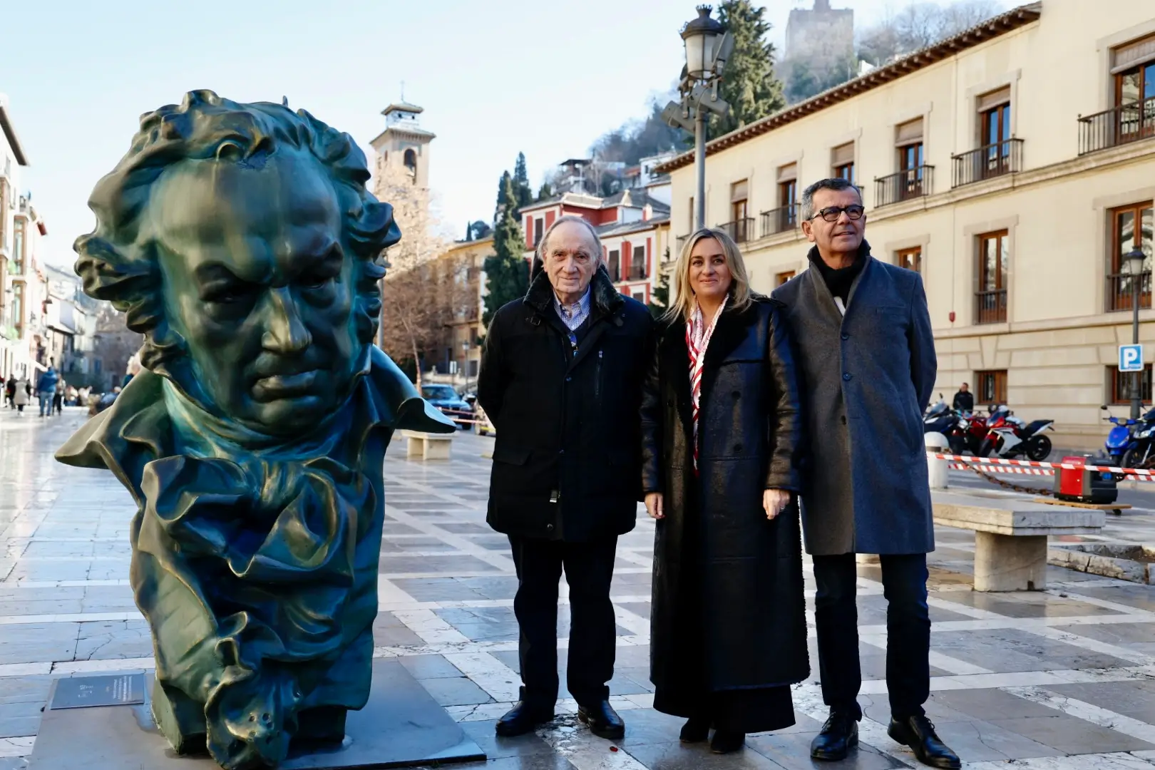 Giant Goya statues in Granada