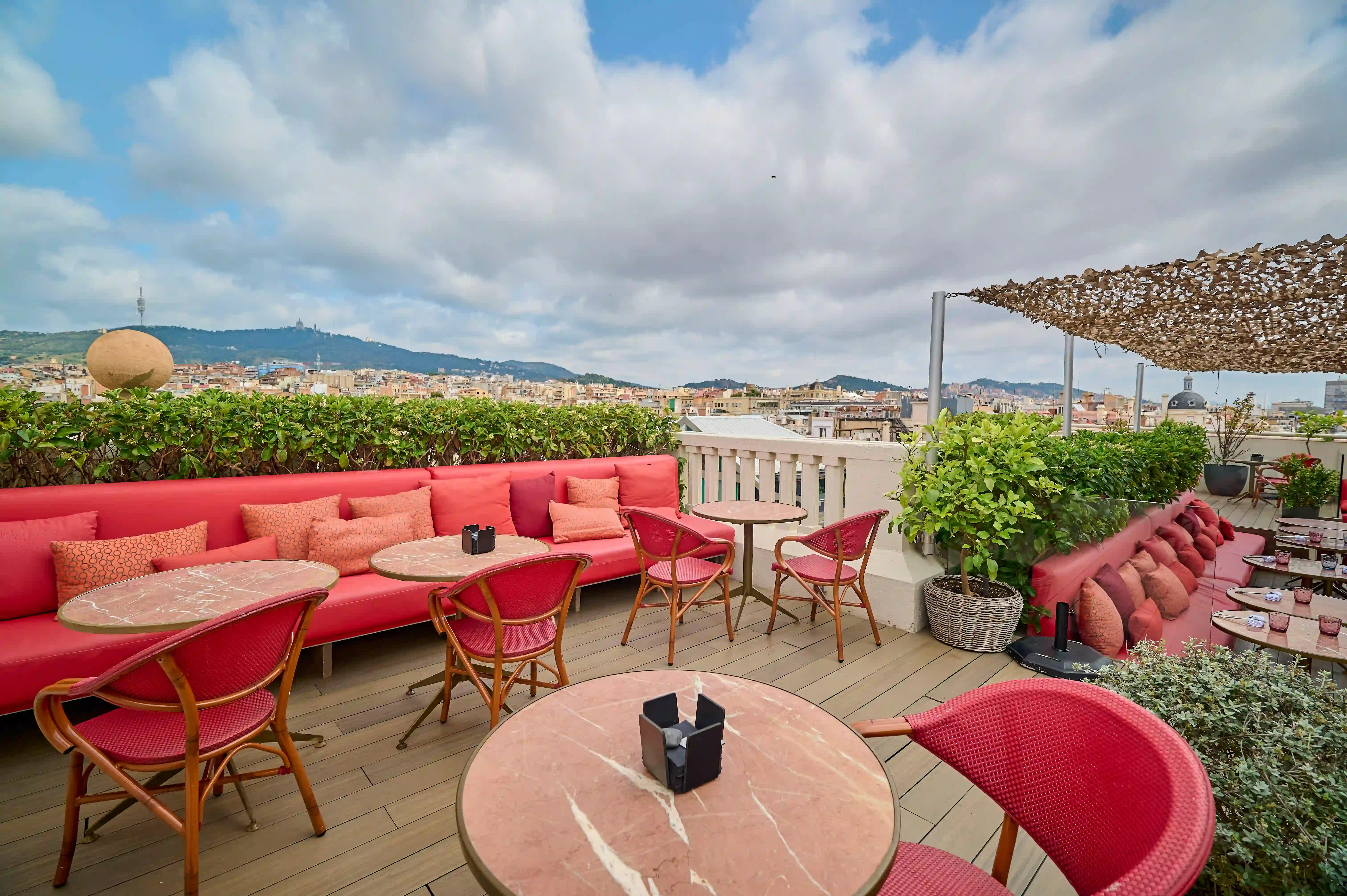 Terraza West Food Bar en Vincci Mae 4*