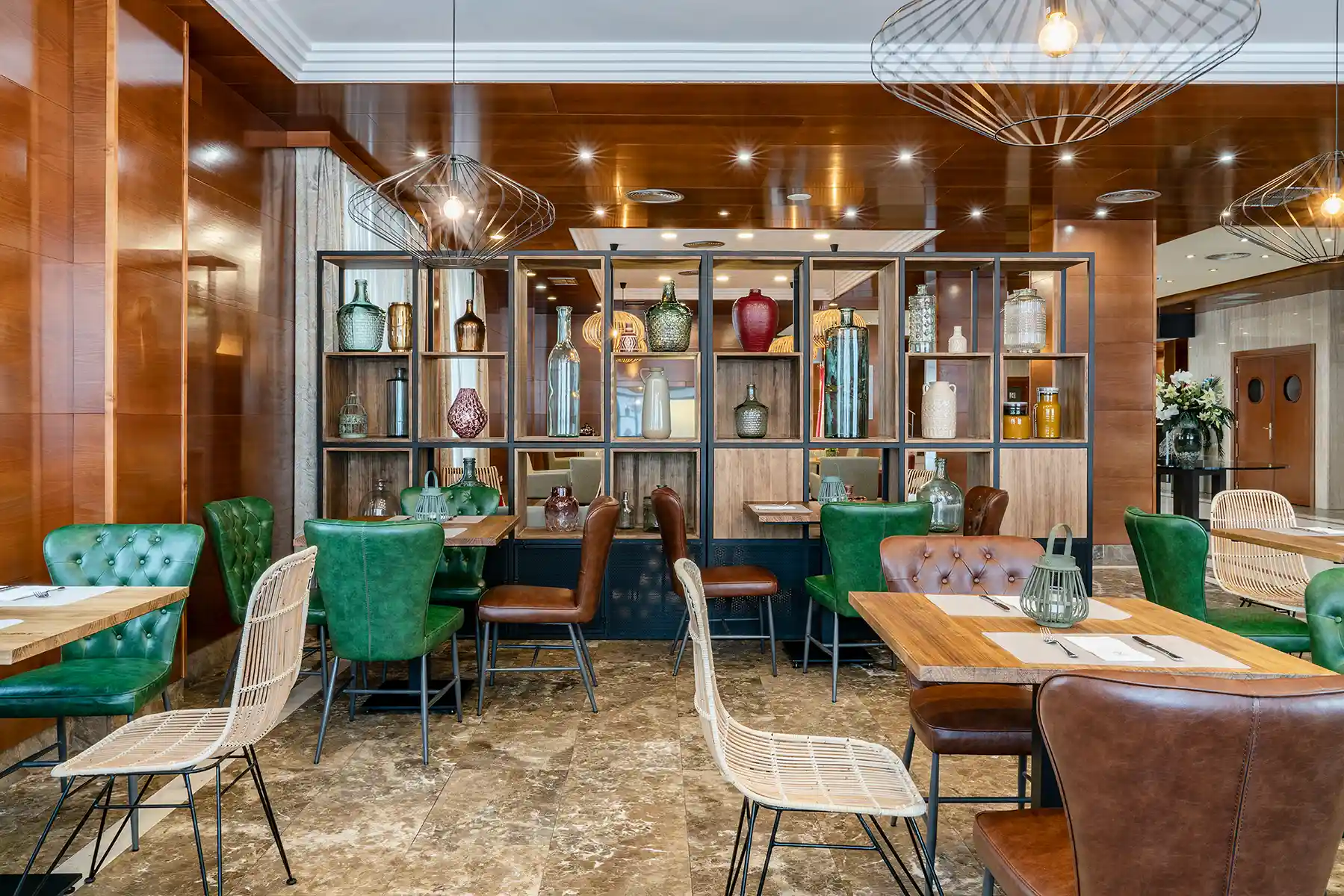 Salón Snack-Bar del Hotel Vincci Ciudad de Salamanca 4*