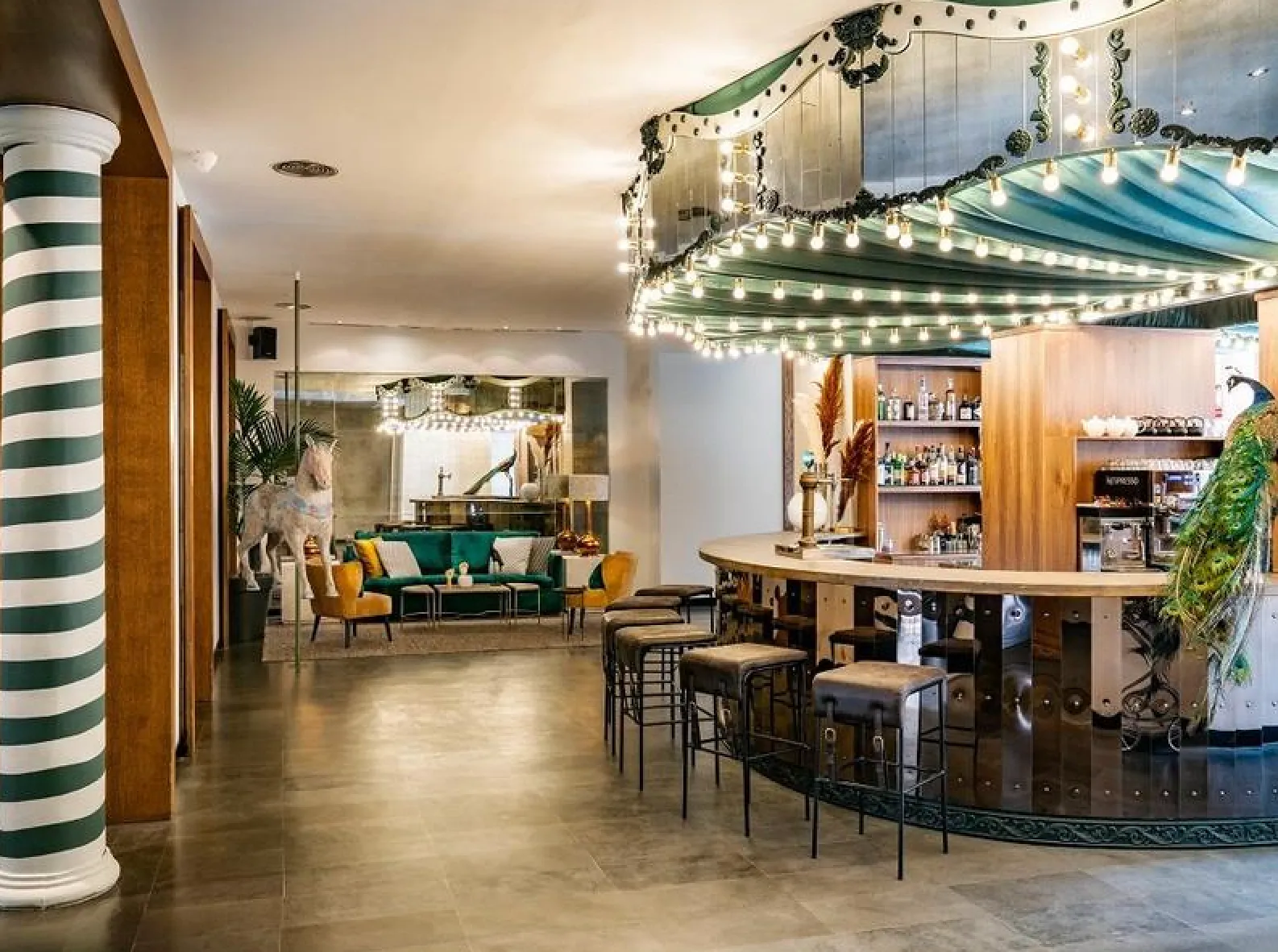 Bar at the Vincci Soho 4* Hotel