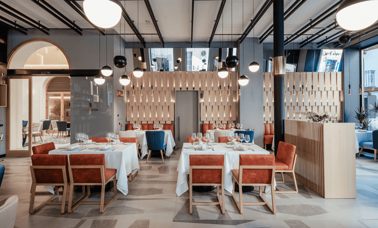 Restaurante Recoveco. Vincci Selección Unuk 5* GL 