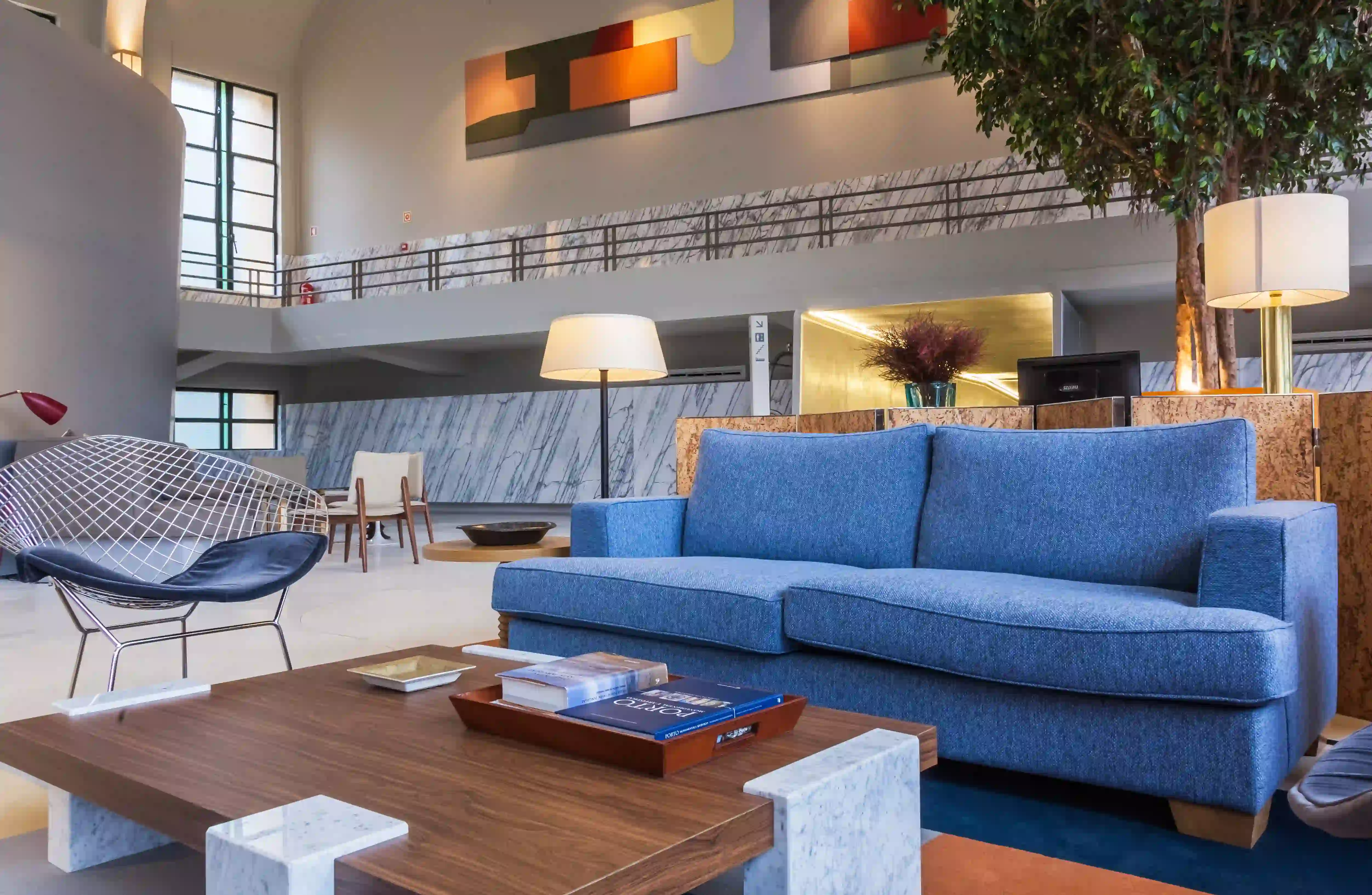 Lobby del hotel Vincci Porto 4*