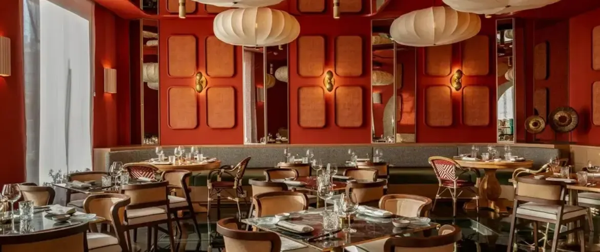 Entremuros Restaurant