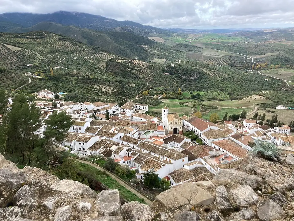 Zahara de la Sierra pueblo de Cádiz