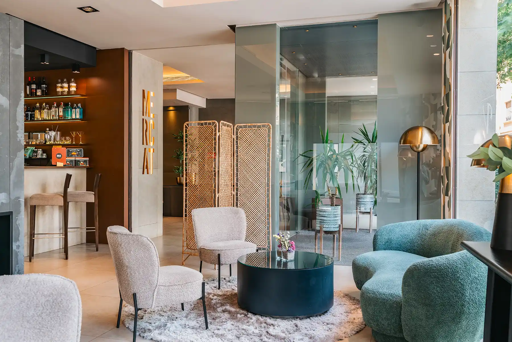 Hall del Hotel Vincci Mercat 4*