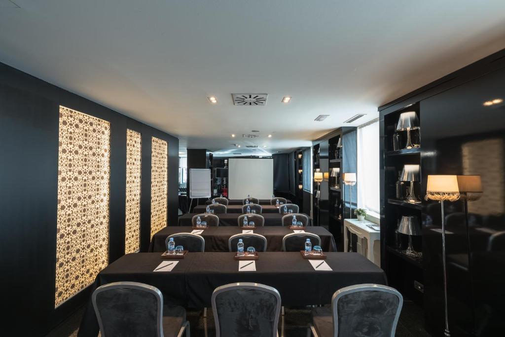 hoteles de negocios hotel Vincci Via 66 sala de conferencias