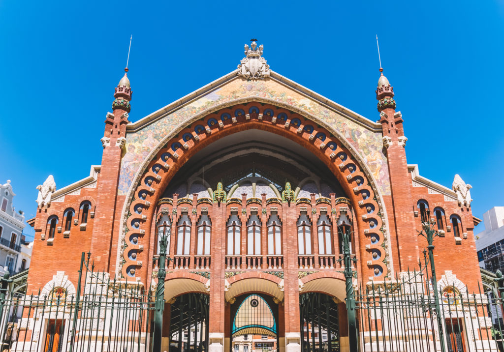 Fachada del Mercado Gastronómico Colón de Valencia