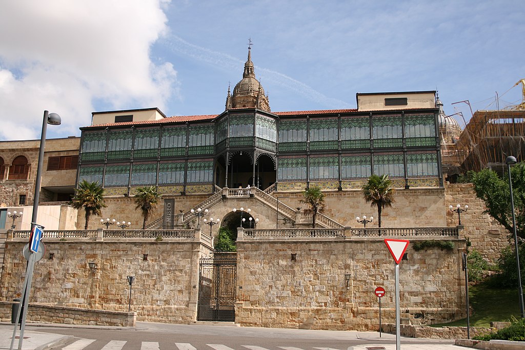 Museos de España, Museo Casa Lys de Salamanca fachada exterior