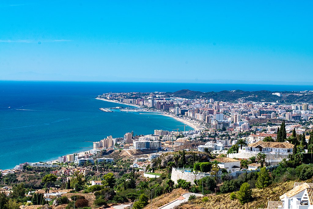 Vista de Fuengirola, pueblos costeros en Málaga
