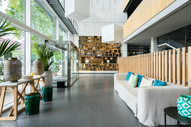 Hall del hotel Vincci Marítimo